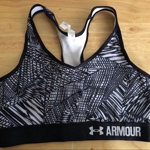 Under Armour Sports Bra (Black and White)